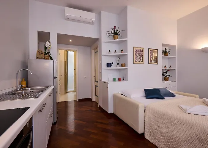 Monti Urban House *